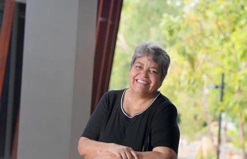 Dr Linda Ford